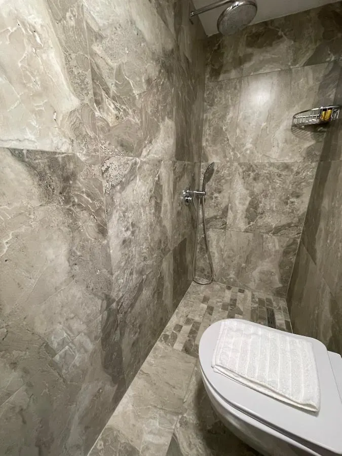Venis Hotel Τίρανα